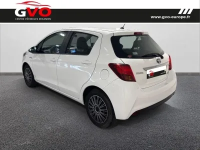 TOYOTA Yaris HSD 100h Dynamic 5p occasion 2015 - Photo 2