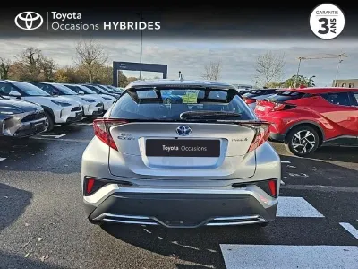 TOYOTA C-HR 2.0 Hybride 184ch Dynamic Business E-CVT + Programme Beyond Zero Academy occasion 2023 - Photo 4