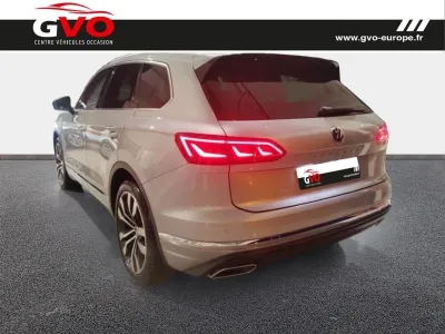 VOLKSWAGEN Touareg 3.0 V6 TDI 286ch Carat Exclusive 4Motion Tiptronic occasion 2019 - Photo 3