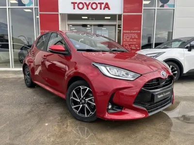 TOYOTA Yaris 116h Design 5p MY22 occasion 2023 - Photo 2