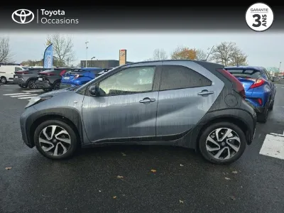 TOYOTA Aygo X 1.0 VVT-i 72ch Design S-CVT MY24 occasion 2024 - Photo 3