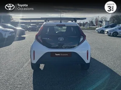 TOYOTA Aygo X 1.0 VVT-i 72ch Dynamic + Barres de toit occasion 2022 - Photo 4