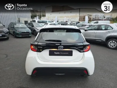 TOYOTA Yaris 116h Dynamic Business 5p + Programme Beyond Zero Academy MY22 occasion 2022 - Photo 4