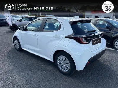 TOYOTA Yaris 116h Dynamic 5p MY22 occasion 2023 - Photo 2