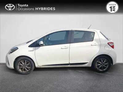 TOYOTA Yaris 100h Dynamic 5p RC18 occasion 2017 - Photo 3