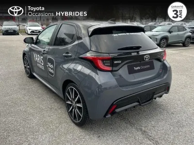 TOYOTA Yaris 130h GR Sport 5p MY25 occasion 2025 - Photo 2