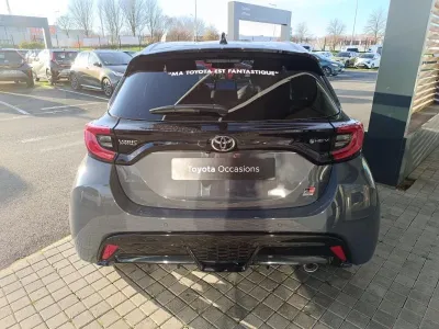TOYOTA Yaris 130h GR Sport 5p MY25 occasion 2025 - Photo 4