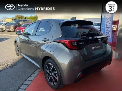 TOYOTA Yaris 116h Design 5p MY21 occasion 2022 - Photo 2