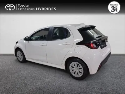 TOYOTA Yaris 116h Dynamic 5p MY22 occasion 2023 - Photo 2
