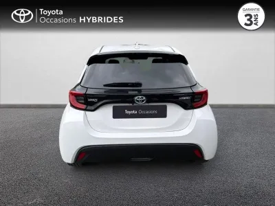 TOYOTA Yaris 116h Design 5p MY22 occasion 2023 - Photo 4