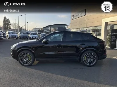 PORSCHE Cayenne Coupé 3.0 V6 462ch E-Hybrid Platinum Edition occasion 2023 - Photo 2