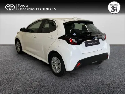 TOYOTA Yaris 116h Dynamic 5p MY22 occasion 2023 - Photo 2