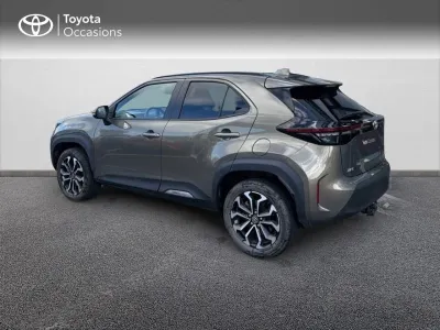 TOYOTA Yaris Cross 116h Design Cargo MY22 occasion 2023 - Photo 2