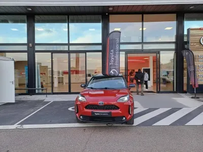 TOYOTA Yaris Cross 116h Collection AWD-i MY22 occasion 2022 - Photo 1