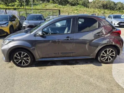 TOYOTA Yaris 70 VVT-i Design 5p MY22 occasion 2023 - Photo 4