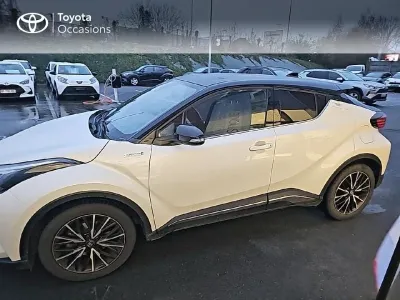 TOYOTA C-HR 184h Distinctive 2WD E-CVT MC19 occasion 2020 - Photo 3