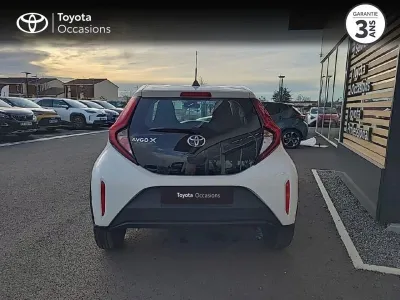 TOYOTA Aygo X 1.0 VVT-i 72ch Dynamic occasion 2022 - Photo 4