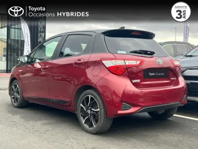 TOYOTA Yaris 100h Collection 5p RC19 occasion 2018 - Photo 2