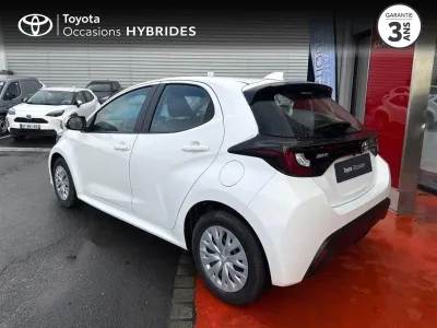 TOYOTA Yaris 116h Dynamic Business 5p + Programme Beyond Zero Academy MY22 occasion 2023 - Photo 2