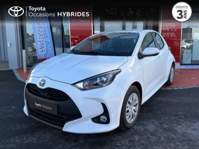 TOYOTA Yaris 116h Dynamic Business 5p + Programme Beyond Zero Academy MY22 occasion 2023 - Photo 1
