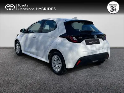 TOYOTA Yaris 116h Dynamic 5p MY22 occasion 2023 - Photo 2