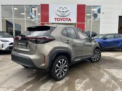 TOYOTA Yaris Cross 116h Design MY22 occasion 2022 - Photo 2