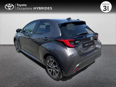 TOYOTA Yaris 116h Design 5p MC24 occasion 2023 - Photo 2