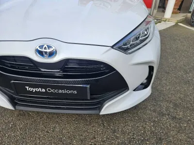 TOYOTA Yaris 116h Design 5p occasion 2021 - Photo 2