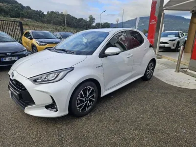TOYOTA Yaris 116h Design 5p occasion 2021 - Photo 3