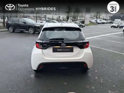 TOYOTA Yaris 116h Dynamic 5p MY22 occasion 2023 - Photo 4