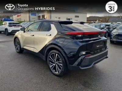 TOYOTA C-HR 2.0 Hybride Rechargeable 225ch Collection Premiere NG23 occasion 2025 - Photo 2