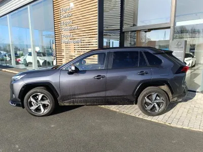 TOYOTA RAV4 2.5 Hybride Rechargeable 306ch Design Business AWD-i MY25 occasion 2025 - Photo 2