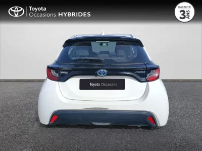 TOYOTA Yaris 116h Dynamic 5p MY22 occasion 2023 - Photo 4