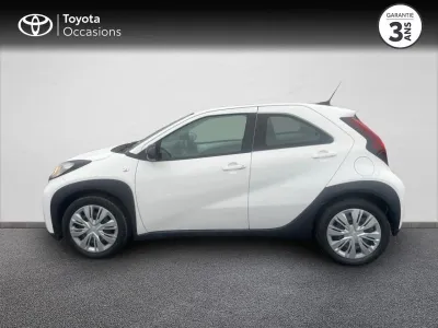 TOYOTA Aygo X 1.0 VVT-i 72ch Dynamic occasion 2022 - Photo 3