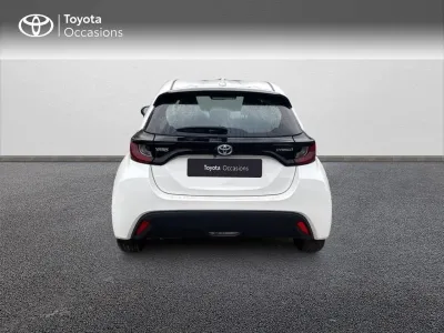 TOYOTA Yaris 116h Dynamic 5p MY22 occasion 2023 - Photo 4