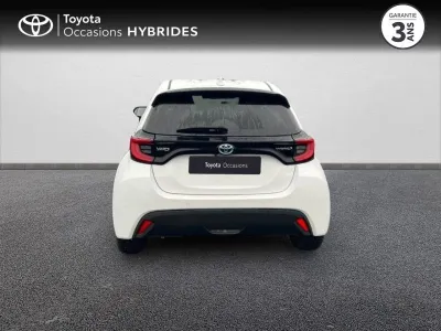 TOYOTA Yaris 116h Design 5p MY22 occasion 2023 - Photo 4