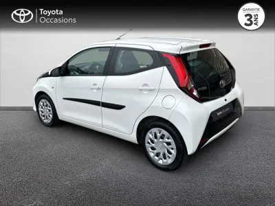 TOYOTA Aygo 1.0 VVT-i 72ch x-play 5p occasion 2020 - Photo 2