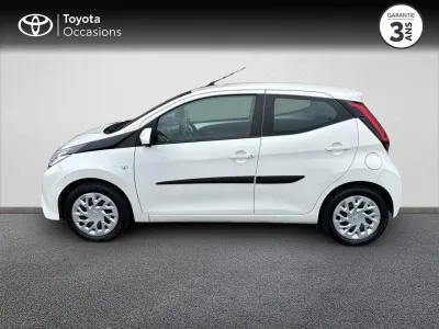 TOYOTA Aygo 1.0 VVT-i 72ch x-play 5p occasion 2020 - Photo 3
