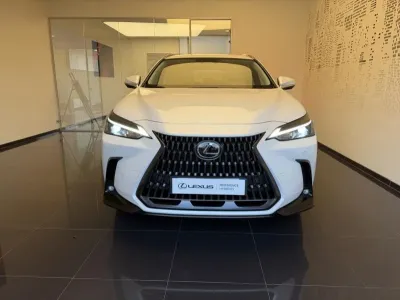 LEXUS NX 450h+ Luxe 4WD occasion 2025 - Photo 4