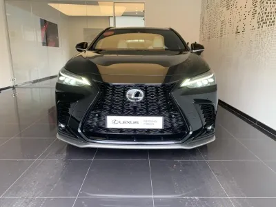 LEXUS NX 450h+ F SPORT Executive 4WD occasion 2024 - Photo 2