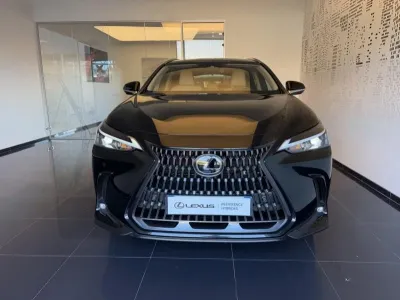LEXUS NX 450h+ Luxe 4WD occasion 2025 - Photo 2