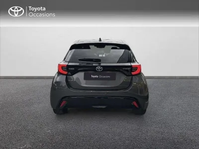 TOYOTA Yaris 116h Iconic 5p MY21 occasion 2023 - Photo 4