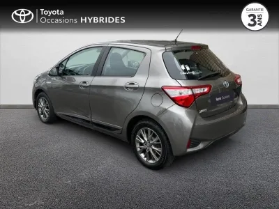 TOYOTA Yaris 100h Dynamic 5p RC19 occasion 2020 - Photo 2