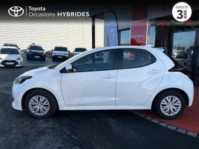 TOYOTA Yaris 116h Dynamic Business + Programme Beyond Zero Academy 5p MC24 occasion 2023 - Photo 3