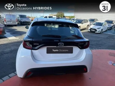 TOYOTA Yaris 116h Dynamic Business + Programme Beyond Zero Academy 5p MC24 occasion 2023 - Photo 4