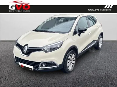 RENAULT Captur 0.9 TCe 90ch Stop&Start energy Zen Euro6 occasion 2016 - Photo 1
