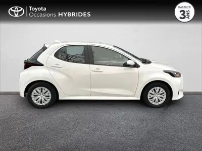 TOYOTA Yaris 116h Dynamic 5p MY22 occasion 2023 - Photo 2