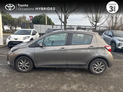 TOYOTA Yaris 100h Dynamic 5p RC19 occasion 2019 - Photo 3