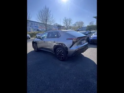 TOYOTA bZ4X 224ch 11kW Grande Autonomie Design MC25 occasion 2025 - Photo 4