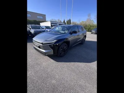 TOYOTA bZ4X 224ch 11kW Grande Autonomie Design MC25 occasion 2025 - Photo 2